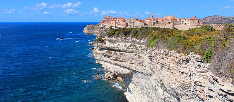 Lutte contre l’attrition des résidences principales dans les zones touristiques en Corse et sur le territoire continental